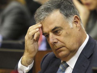Jos&eacute; Antonio Viera, en una sesi&oacute;n del Parlamento en noviembre de 2011.
