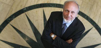 Hans-Werner Sinn posa en la sede del IFO en Múnich.