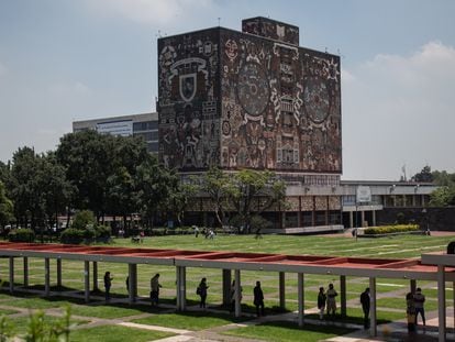 Vista de la UNAM, que ha anunciado el regreso a clases presenciales de manera parcial.