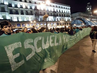 Protesta en 2011 en Madrid en contra de los recortes educativos y en defensa de la escuela pública.