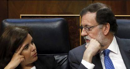 Mariano Rajoy junto a Soraya S&aacute;enz de Santamar&iacute;a.