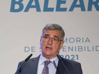 El presidente de Balèaria, Adolfo Utor, durante la presentación de resultados de 2021.