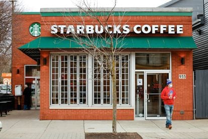 La primera tienda de Starbucks con un sindicato de trabajadores, en Buffalo, Nueva York.