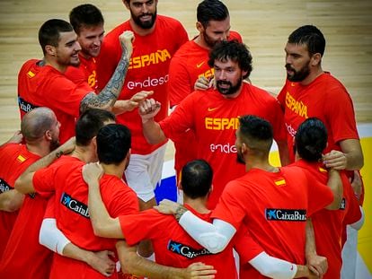 Los jugadores de la seleccion española de baloncesto antes de uno de los partidos del Mundial de China 2019. feb