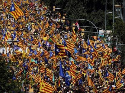 Miles de personas se concentran en Barcelona por la Diada, el pasado septiembre.