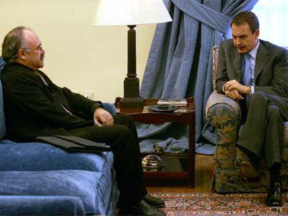 El líder de ERC, Josep Lluís Carod, y el presidente José Luis Rodríguez Zapatero, en febrero en La Moncloa.