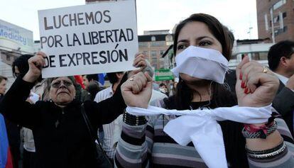 Una manifestaci&oacute;n en Quito por la libertad de prensa en 2011.