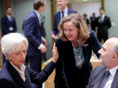 Christine Lagarde, Nadia Calviño y Pierre Moscovici, durante una reunión de los ministros de Finanzas del Eurogrupo en noviembre de 2019.