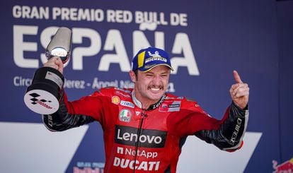 El piloto australiano de MotoGP Jack Miller en el podio del GP de España, este domingo.