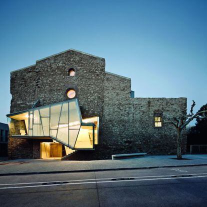 La iglesia de Sant Francesc, en Santpedor, en el pabellón catalán de la Bienal