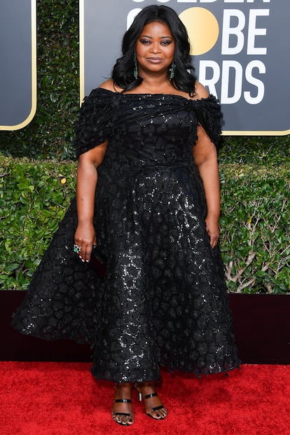 Octavia Spencer presentó uno de los galardones, vestida de negro y brillos con este vestido de Christian Siriano.