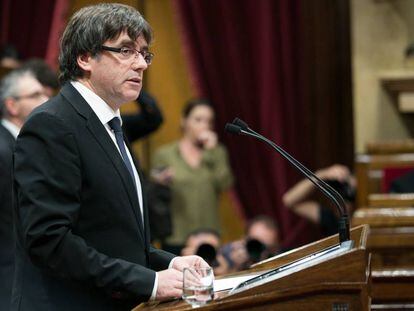 Carles Puigdemont comparece ante el Parlament para dar explicaciones sobre los resulatados del referendum del 1 de octubre.
