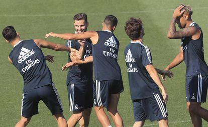 Asensio, Nacho, Lucas, Odriozola y Mariano, en el entrenamiento del viernes.