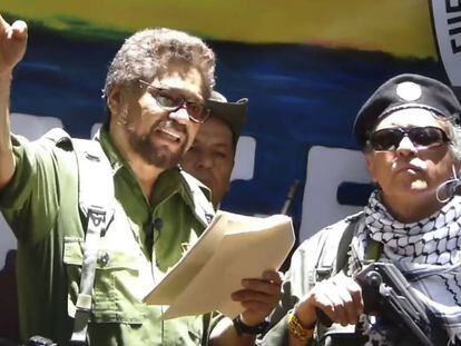 Los disidentes Iván Márquez y Jesús Santrich, tras el anuncio.