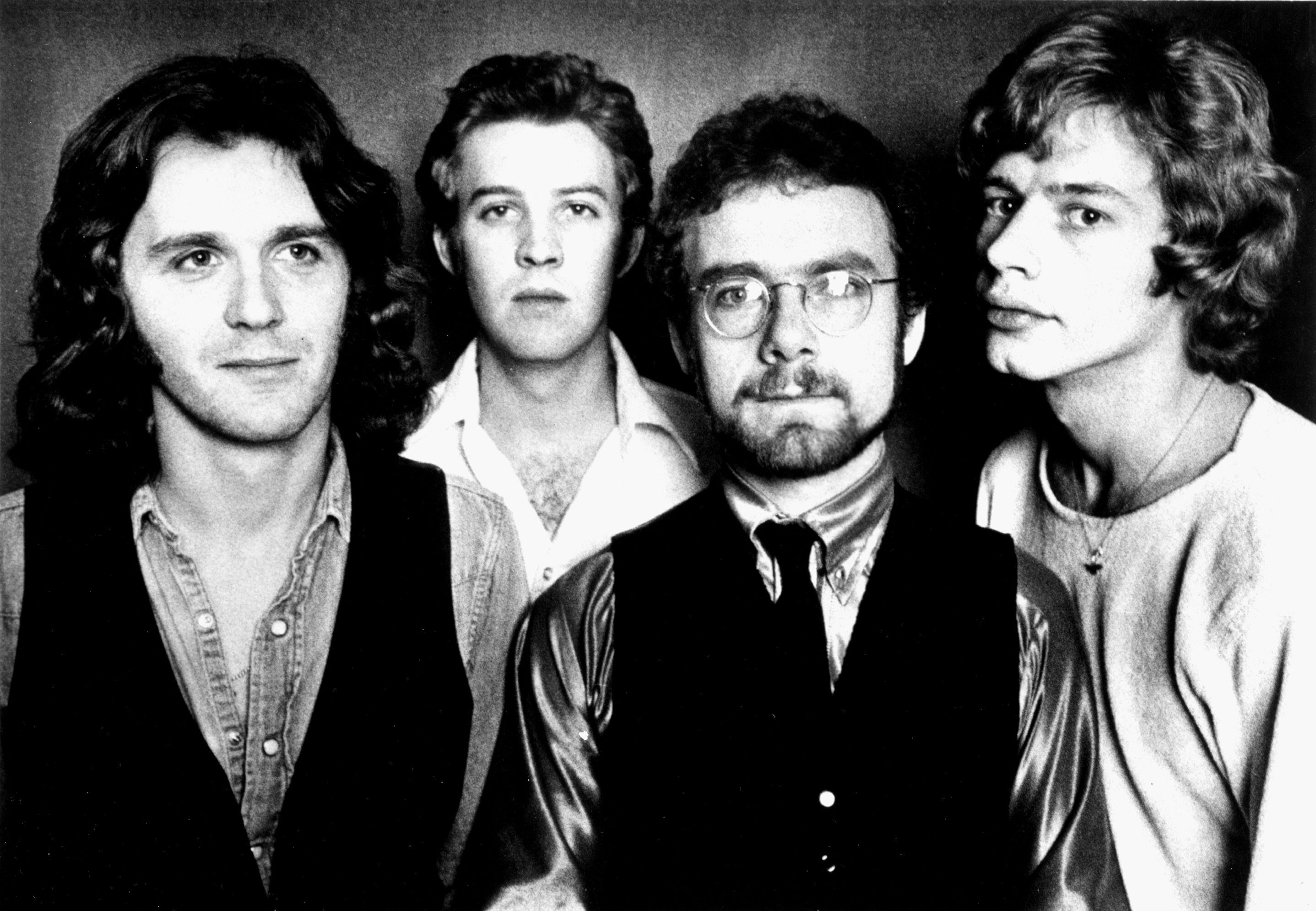 King Crimson en1974: de izquierda a derecha, John Wetton, David Cross, Robert Fripp y Bill Bruford.