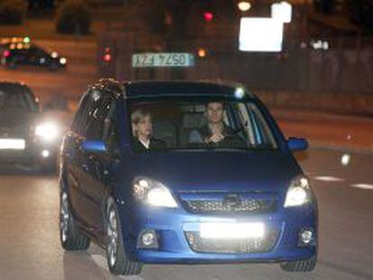 Iñaki Urdanagarin y su esposa, la infanta Cristina, en un coche a su llegada a Mallorca, el pasado 24 de febrero.