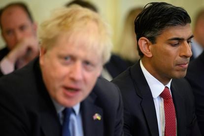 Boris Johnson y Rishi Sunak, en Downing Street, el 7 de junio. 