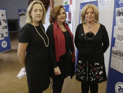 Las fundadoras, Teresa Díaz Bada, Cristina Cuesta y Consuelo Ordóñez en San Sebastián.