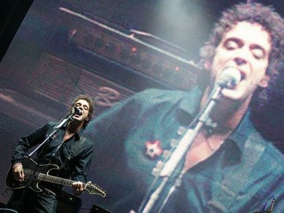 El argentino Gustavo Cerati, exvocalista de Soda Stereo, en el Festival Vive Latino, en una foto de archivo.