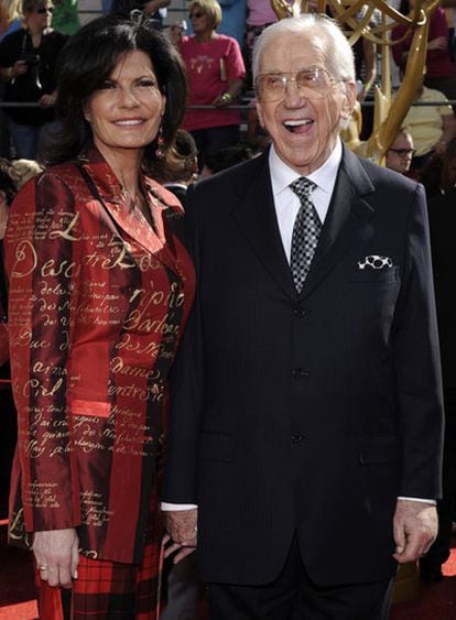 Ed McMahon, con su esposa, Pam Hurn, en septiembre de 2008.