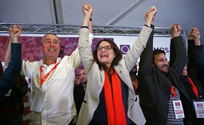La líder de Compromís, Mònica Oltra, celebrando los resultados.