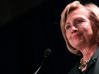En la foto (AFP), Hillary Clinton, el sábado en Luisiana | En el vídeo (Reuters), reacciones a los resultados