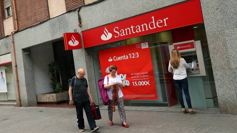 Oficina del Banco Santander en Barcelona.