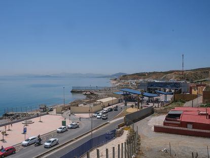 Paso fronterizo del Tarajal, en Ceuta.