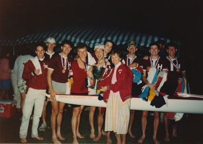 Harvard rowing team in 1988. Strava co-founder Michael Horvath is fourth from left.