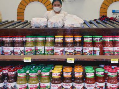 Muestra de salsas Herdez en un Walmart en Ciudad de México