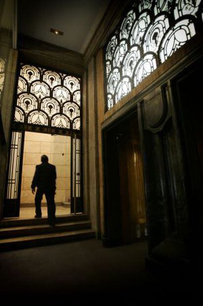 Interior del antiguo Banco Central Hispano de la plaza de Canalejas.