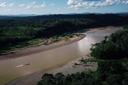 Vista aérea del rio Tuichi.