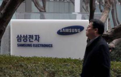 El gigante tecnológico surcoreano Samsung Electronics y la multinacional estadounidense Cisco firmaron hoy un acuerdo de licencias cruzadas de patentes para evitar posibles demandas e impulsar la innovación. EFE/Archivo