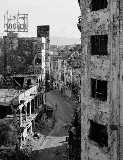 Uno de los encargos más interesantes fue retratar el Beirut arrasado por la guerra.