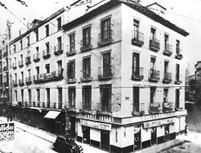 Sastrer&iacute;a El Corte Ingl&eacute;s, en la calle Preciados, origen de los grandes almacenes. 