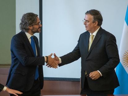 Cumbre de las Américas: El secretario de Relaciones Exteriores de México, Marcelo Ebrard, y su homólogo de Argentina, Santiago Andrés Cafiero