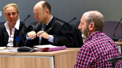 Francisco Javier Almeida, durante la segunda sesión de su juicio en la Audiencia Provincial de Logroño, el 21 de marzo.