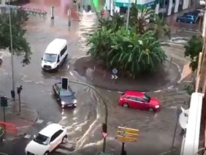 Algunas de las secuencias grabadas por los afectados en las zonas donde está lloviendo