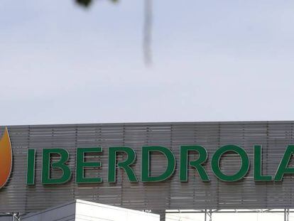 Iberdrola vende el derecho de uso de su red de fibra a Lyntia Networks por 260 millones de euros