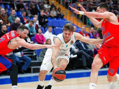 Doncic busca hueco entre Kurbanov y Antonov