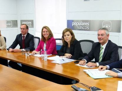 Santamar&iacute;a, en la reuni&oacute;n con la direcci&oacute;n del PP vasco.