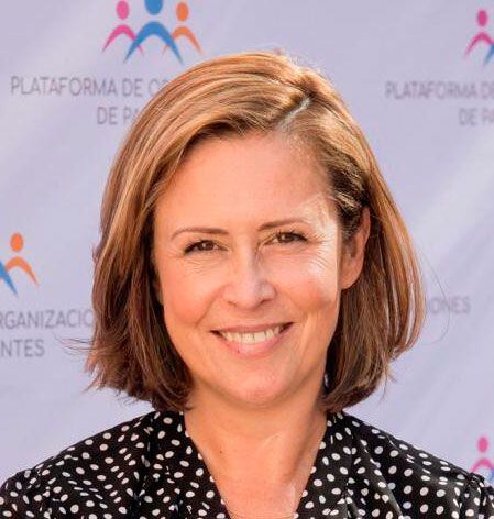 Carina Escobar, secretaria general de la Asociación de Personas con Enfermedades Crónicas Inflamatorias Inmunomediadas (UNiMiD).