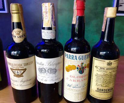 PARTE DE LOS TESOROS DE VALERIO CARRERA EN A´BARRA / CAPEL