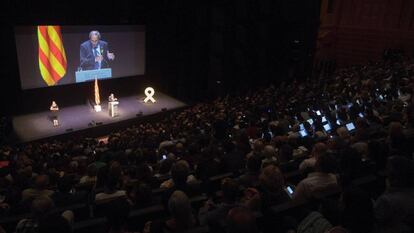 Quim Torra, durante su conferencia en Barcelona. En vídeo, Lluís Bassets analiza las claves del discurso del 'president' catalán.