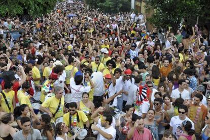 Este es el ambiente del precarnaval de Sao Paulo.