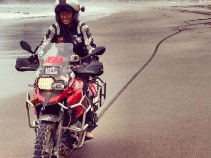 Alicia Sornosa, primera espa&ntilde;ola en dar la vuelta al mundo en moto. 