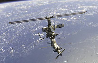 La ISS, vista desde el <i>Atlantis</i>.