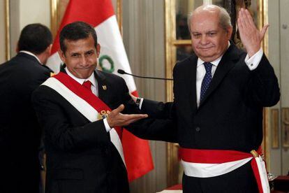Ollanta Humala y el nuevo primer ministro, Pedro Cateriano.