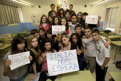 Alumnos de l IES Les Termes de Sabadell, ayer en un aula de su instituto.