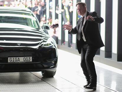 Elon Musk, en un momento de la presentación de la nueva factoría de Tesla en Grünheide (Alemania), el pasado mes de marzo.